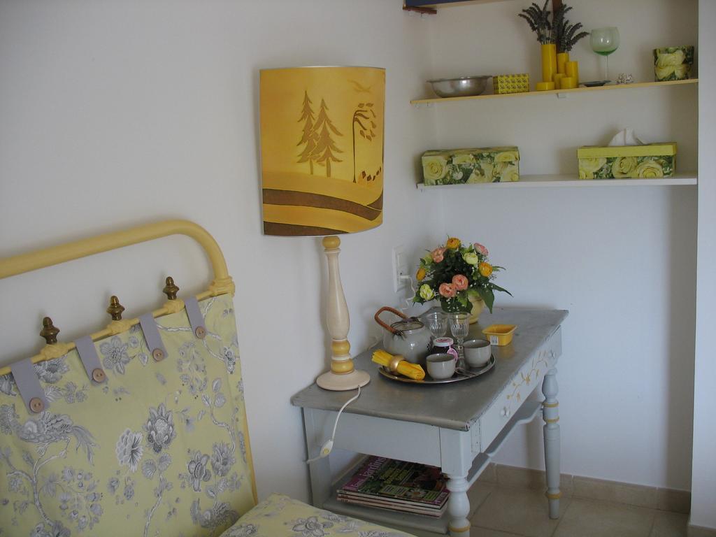 B&B La Cigaline Villedieu  Номер фото