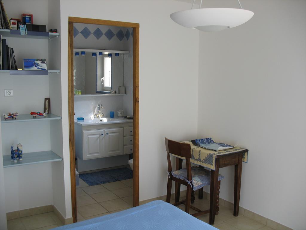 B&B La Cigaline Villedieu  Номер фото